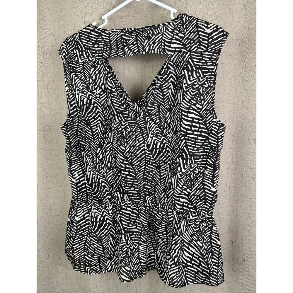 Daniel Rainn Black White Abstract Geometric Peplum‎ Top